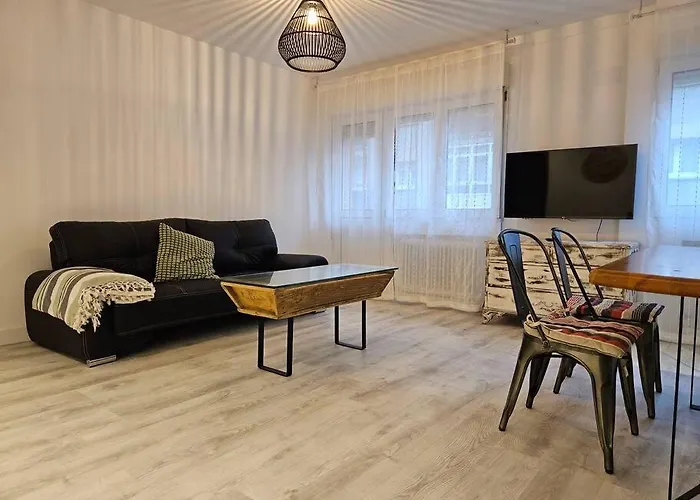 1a108 Amplio Y Moderno By R2r Consulting * Gijón